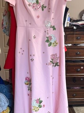Carolina Herrera Pink Floral Embroidered Girls Dress